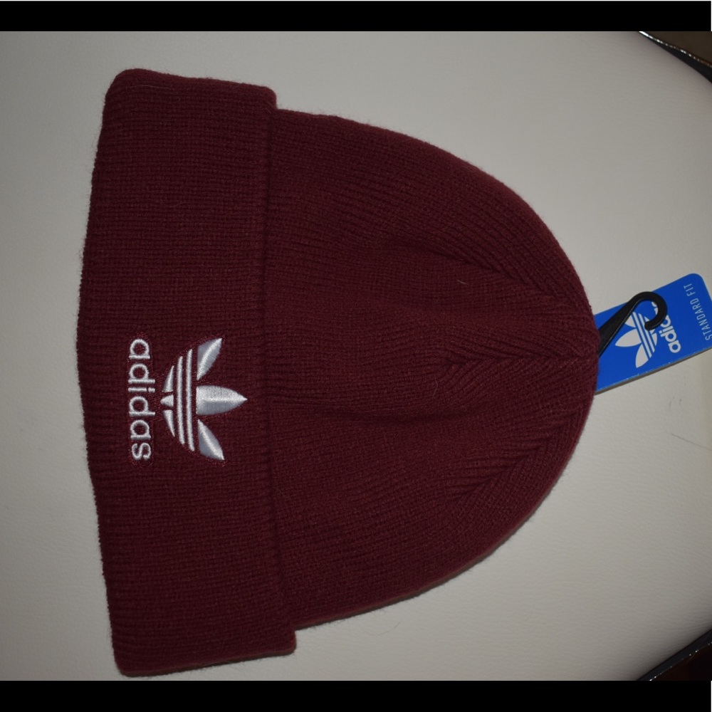Adidas beanie NWT